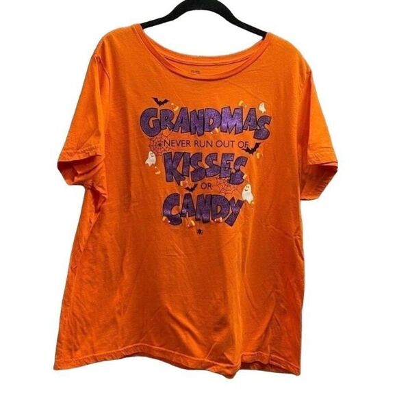 Halloween women’s plus size grandmas kisses T-shirt size 2X - Picture 1 of 3